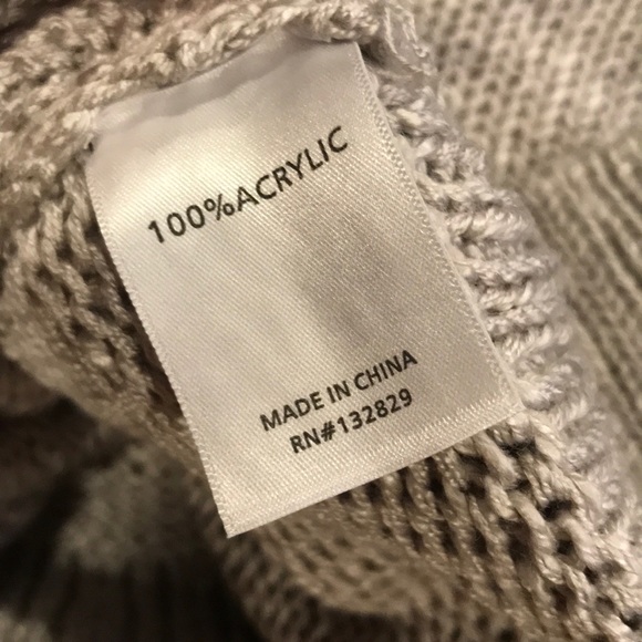 Majorelle by REVOLVE mountain high turtle neck - Picture 3 of 8